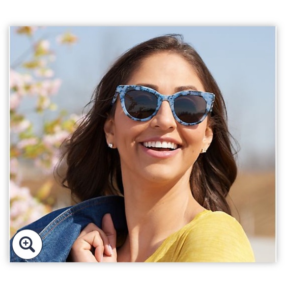 Price Revaux the Kiki polarized Sunglasses blue tortoise and case - Picture 5 of 9